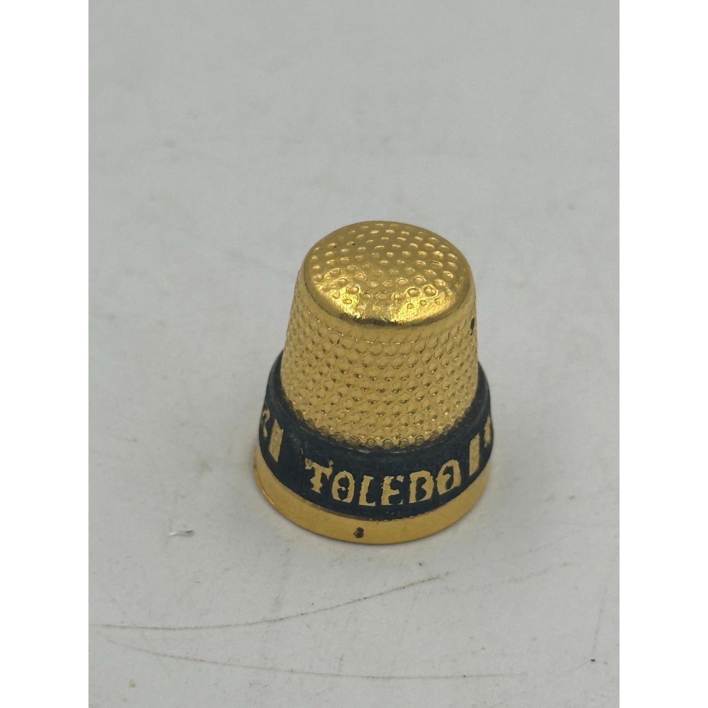 Vintage Collectable City Gold Thimble "Toledo"